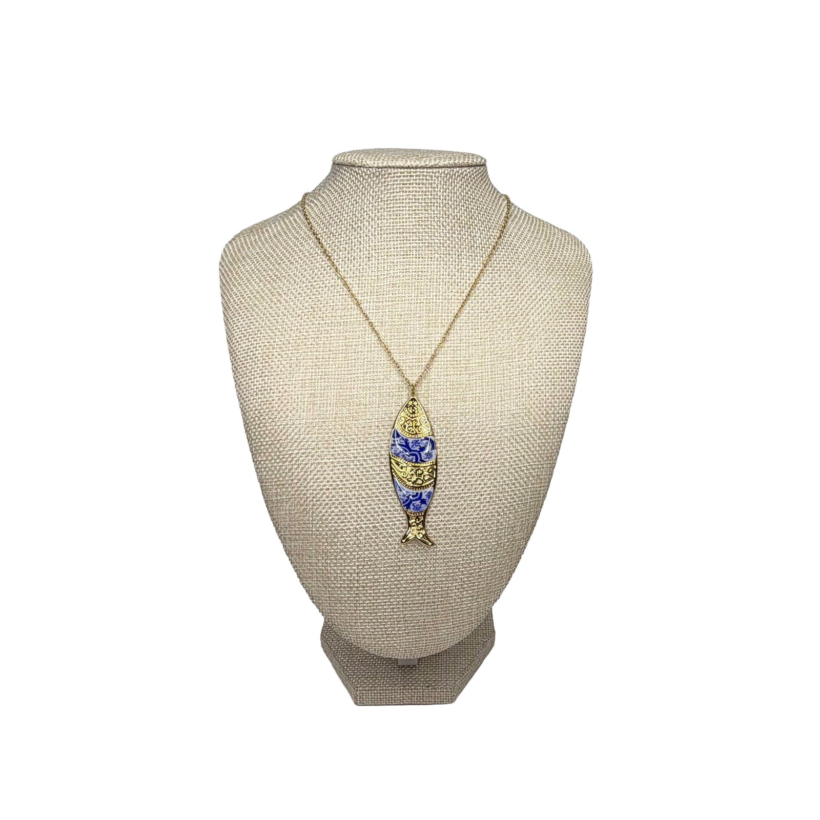 Necklace w/Sardine