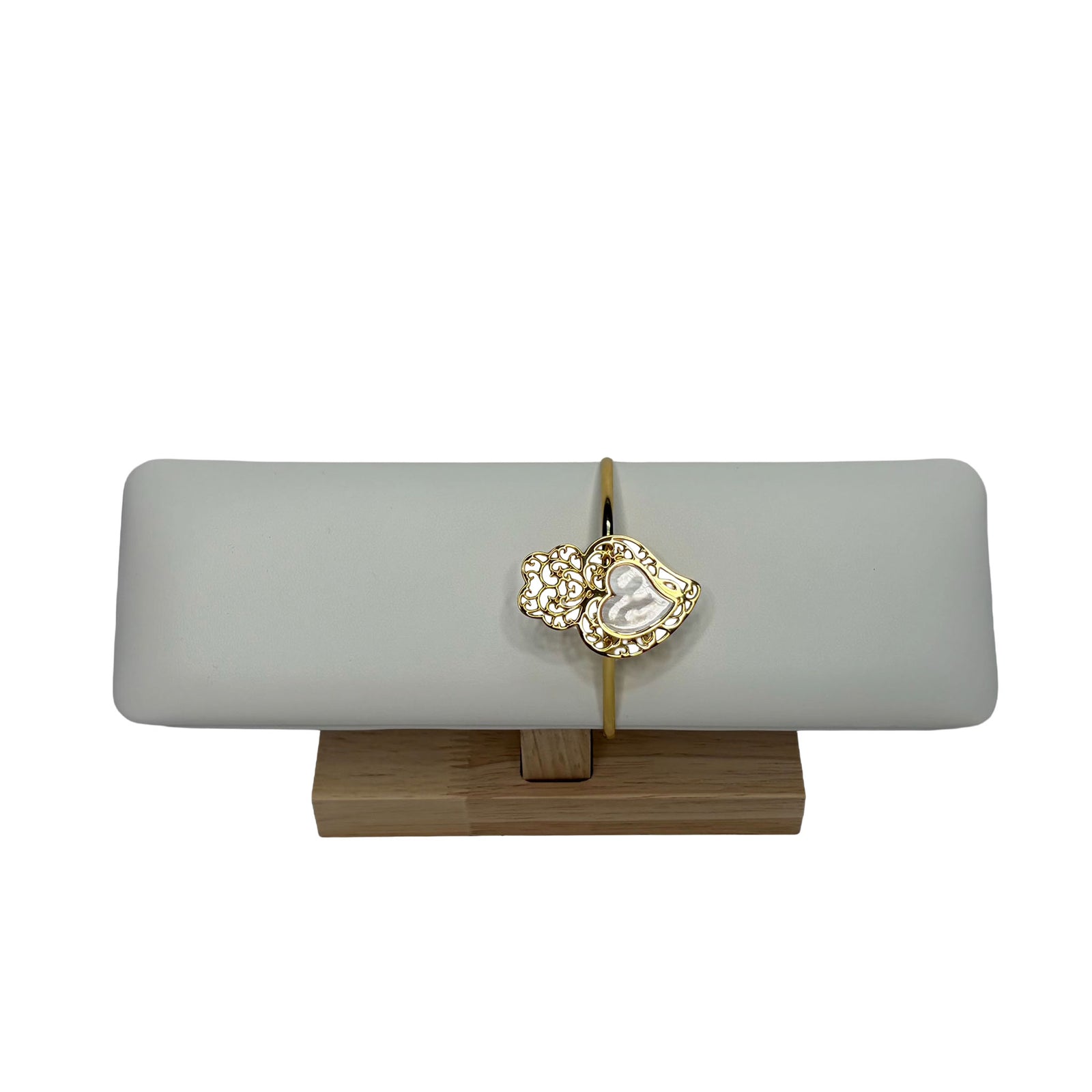 Bangle Bracelet w/Pearl Heart